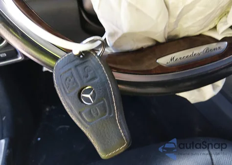 2015 Mercedes-Benz S 550 4Matic из США, поврежденный, VIN WDDUG8FBXFA147892